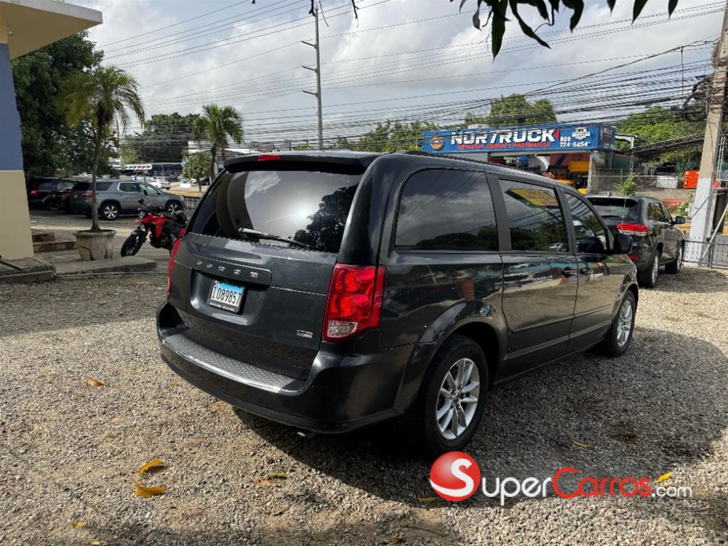 2014 Dodge Grand Caravan SXT — foto 7 / 11