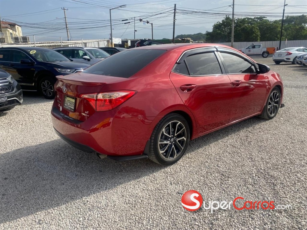 2019 Toyota Corolla LE Plus — foto 4 / 11
