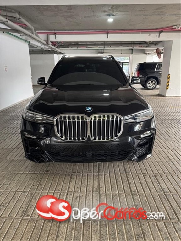 2020 BMW X 7 xDrive 40i Mpackage — foto 2 / 10