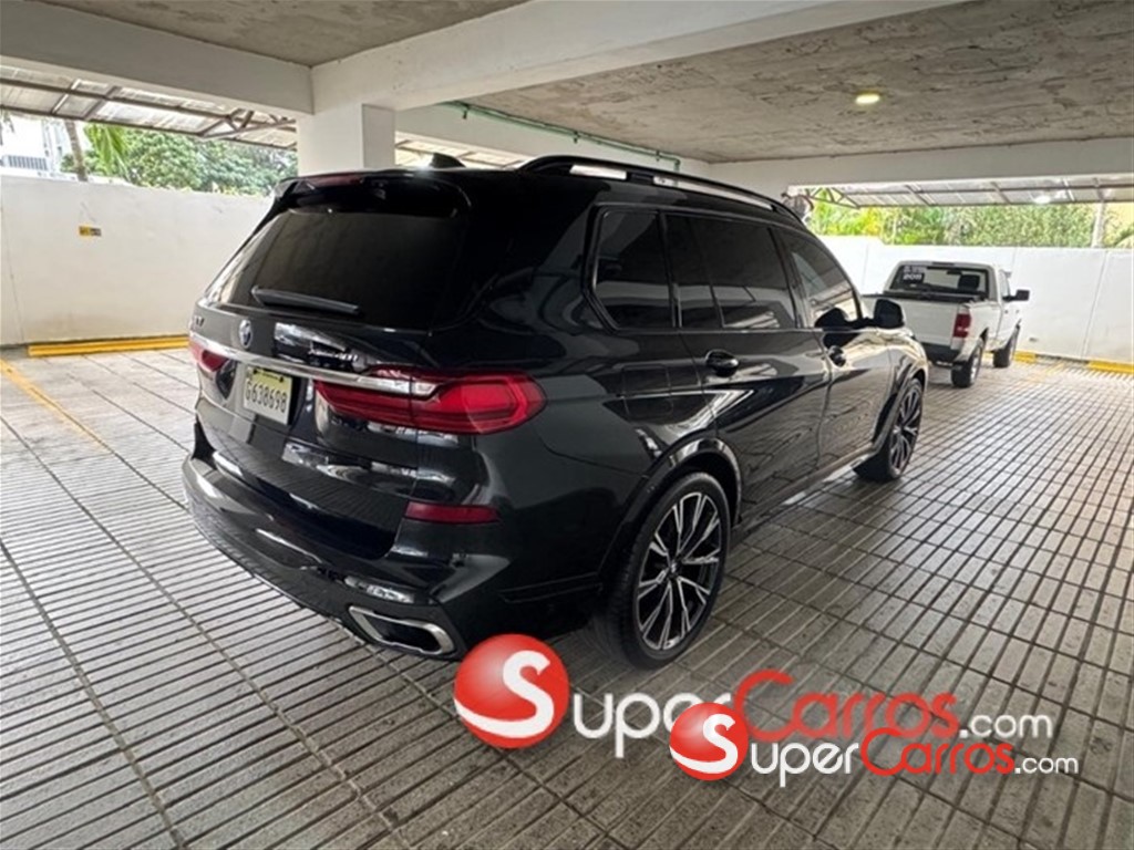 2020 BMW X 7 xDrive 40i Mpackage — foto 6 / 10