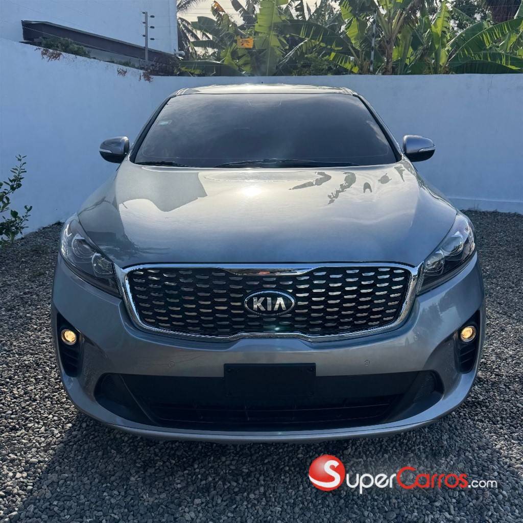 2020 Kia Sorento — foto 8 / 10