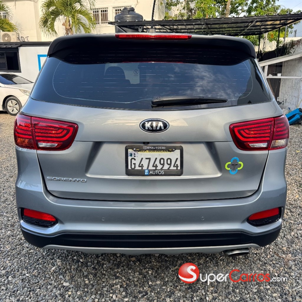 2020 Kia Sorento — foto 9 / 10