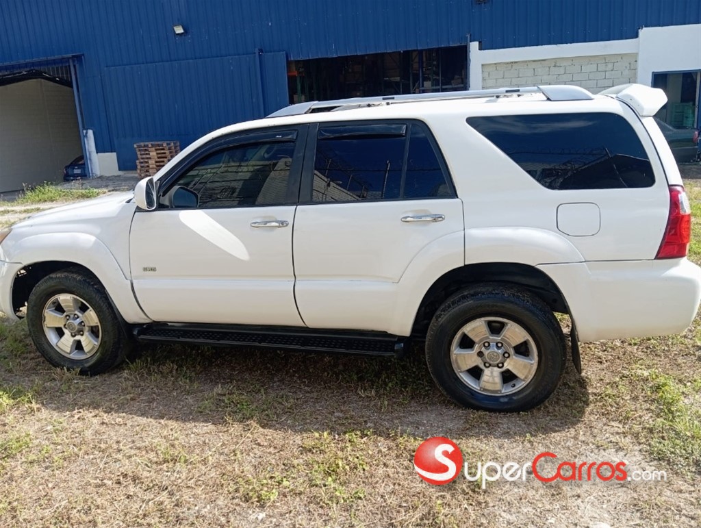 2007 Toyota 4 Runner SR5 Adventure