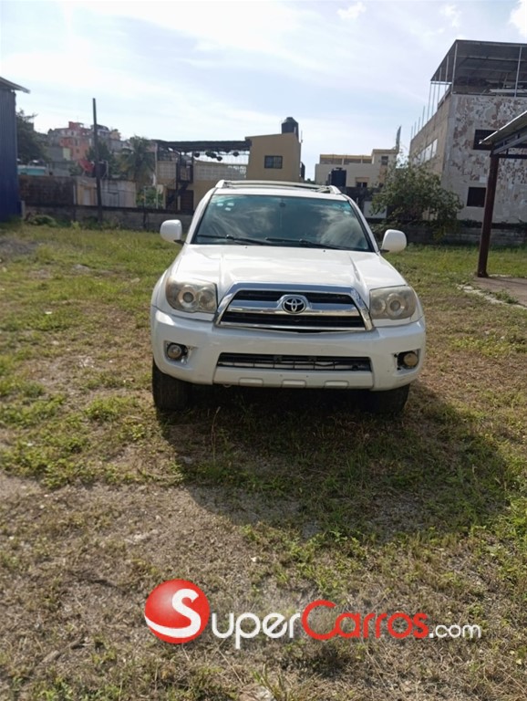 2007 Toyota 4 Runner SR5 Adventure — foto 8 / 10