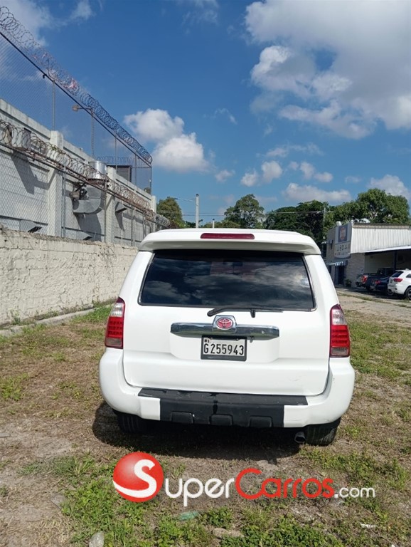 2007 Toyota 4 Runner SR5 Adventure — foto 9 / 10