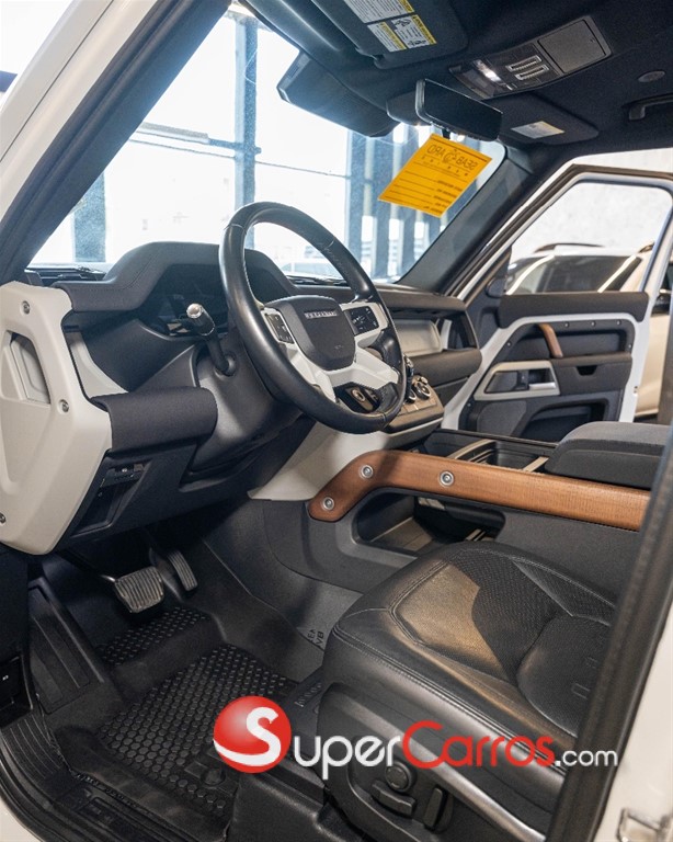 2022 Land Rover Defender 110 — foto 7 / 10