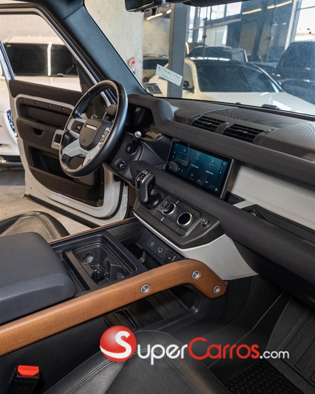 2022 Land Rover Defender 110 — foto 10 / 10