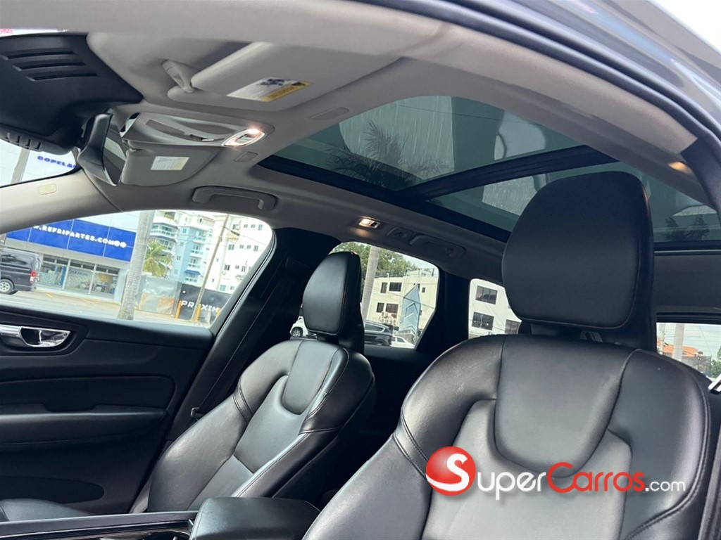 2019 Volvo XC60 — foto 6 / 10