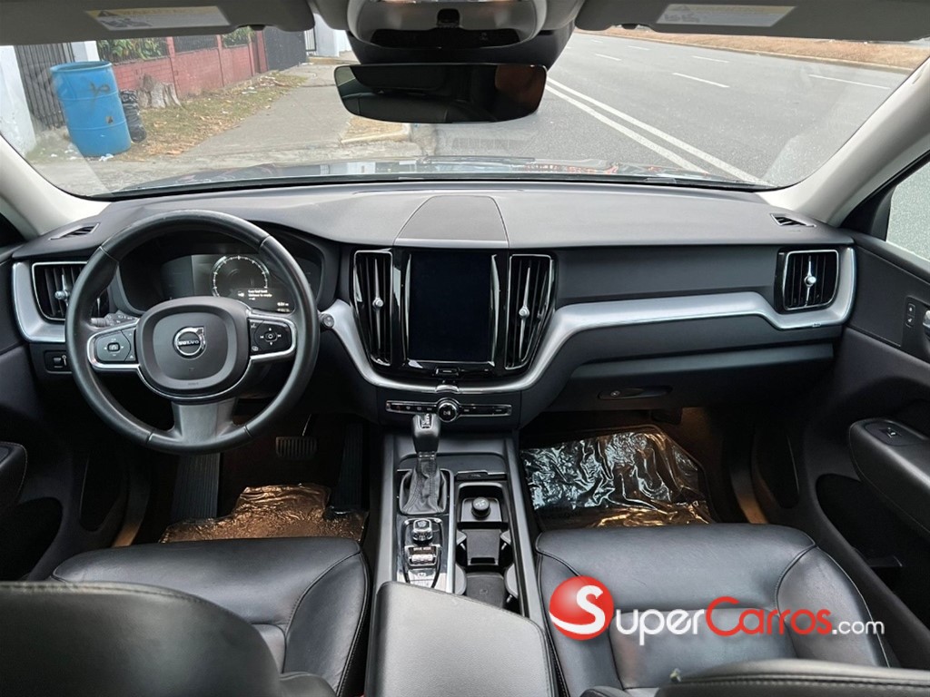 2019 Volvo XC60 — foto 8 / 10