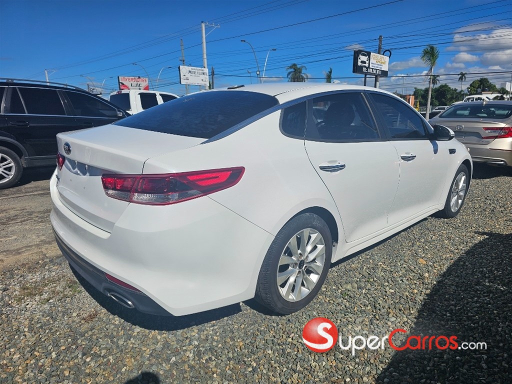 2017 Kia Optima EX — foto 3 / 6