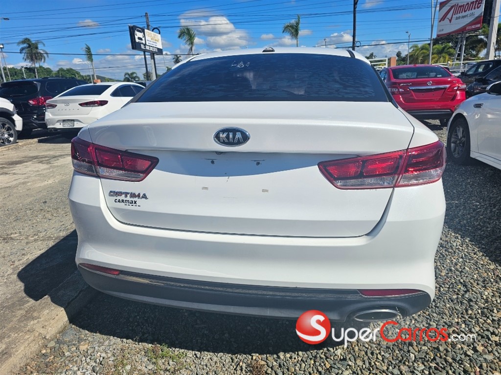 2017 Kia Optima EX — foto 4 / 6