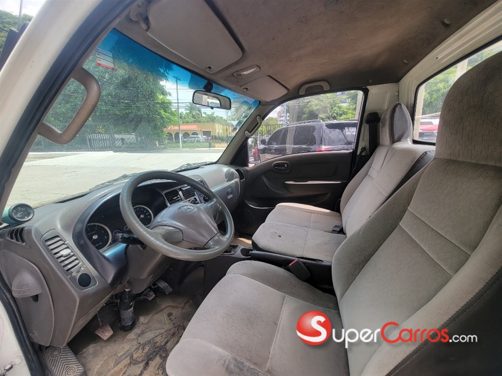 2010 Hyundai H-100 Camion — foto 7 / 9