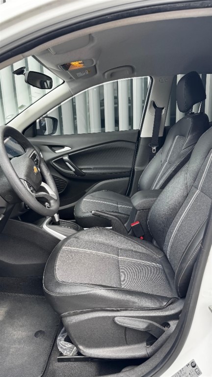 2023 Chevrolet Tracker LT — foto 5 / 7