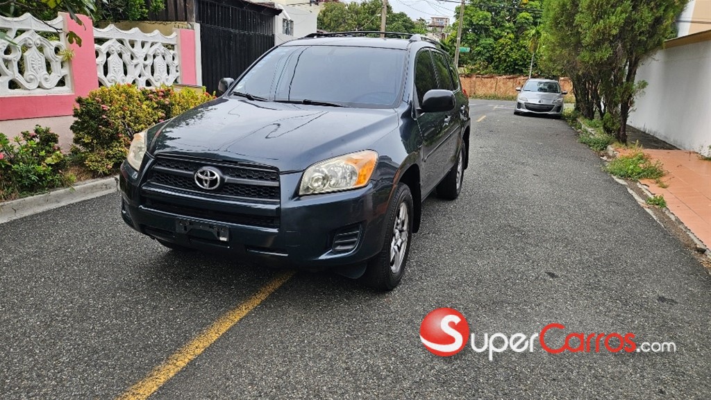 2010 Toyota RAV4 — foto 8 / 12