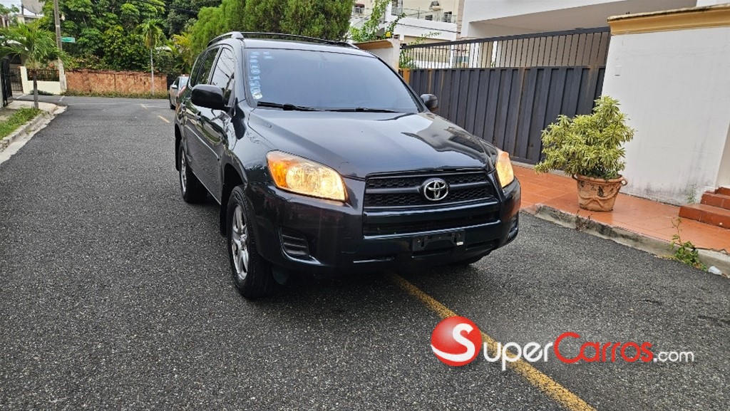 2010 Toyota RAV4 — foto 9 / 12