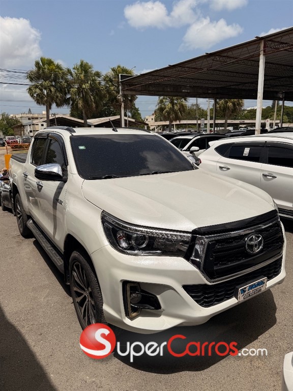 2019 Toyota Hilux SRV