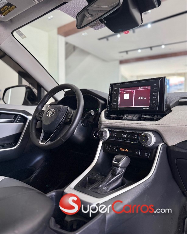 2020 Toyota RAV4 XLE Premium — foto 2 / 12