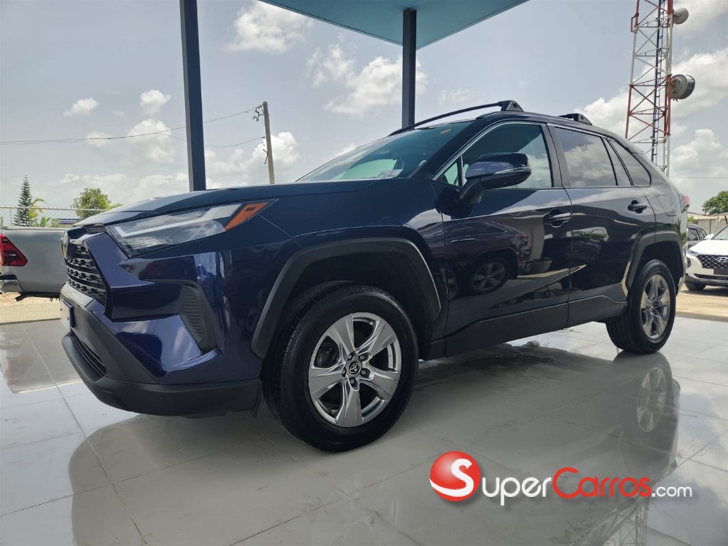 2022 Toyota RAV4 XLE