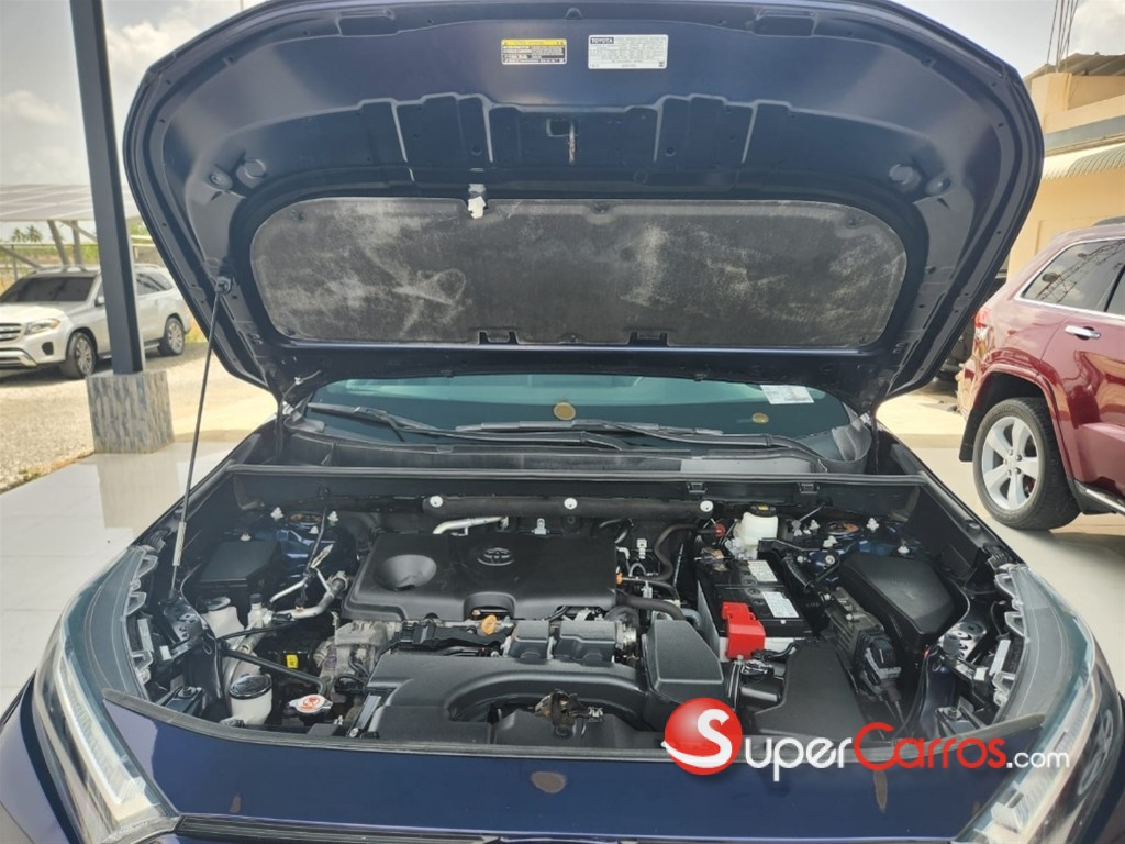 2022 Toyota RAV4 XLE — foto 3 / 12
