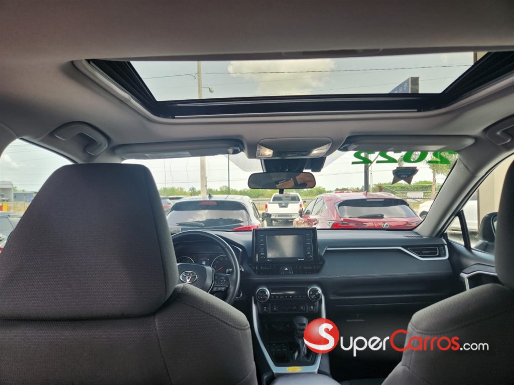 2022 Toyota RAV4 XLE — foto 4 / 12