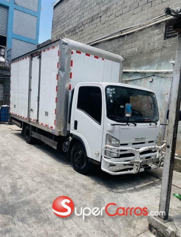 2018 Isuzu NPR 14 pies