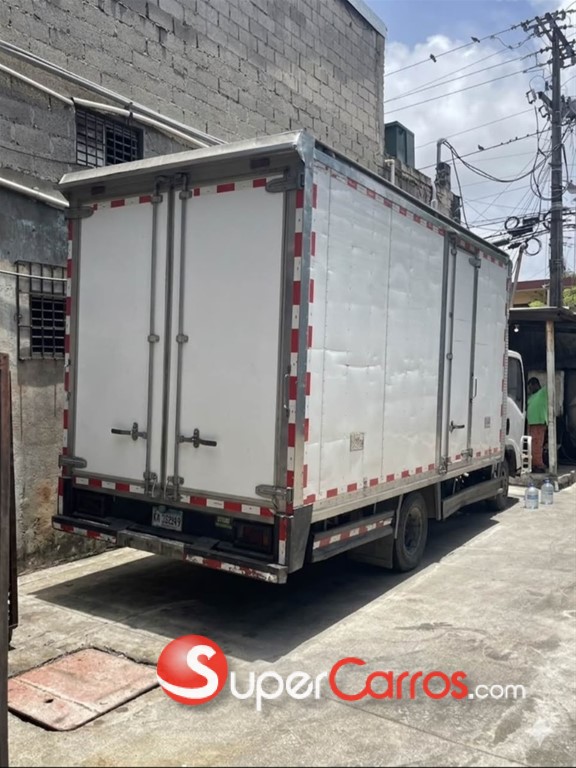 2018 Isuzu NPR 14 pies — foto 3 / 6