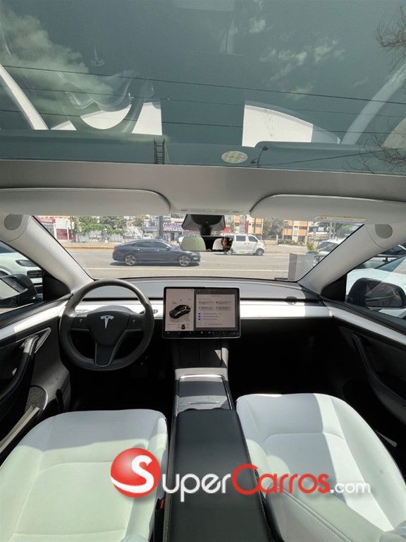 2022 Tesla Model Y — foto 5 / 12