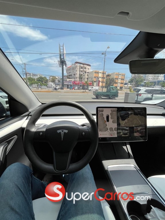 2022 Tesla Model Y — foto 7 / 12