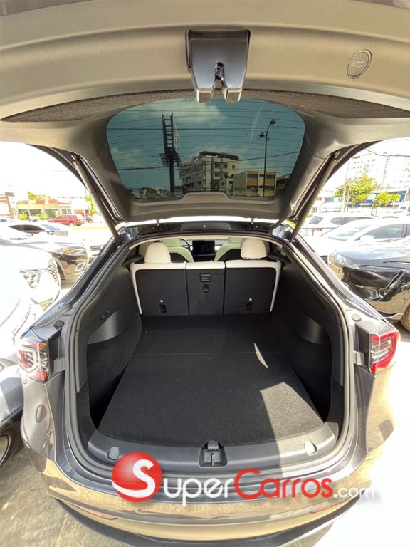 2022 Tesla Model Y — foto 10 / 12