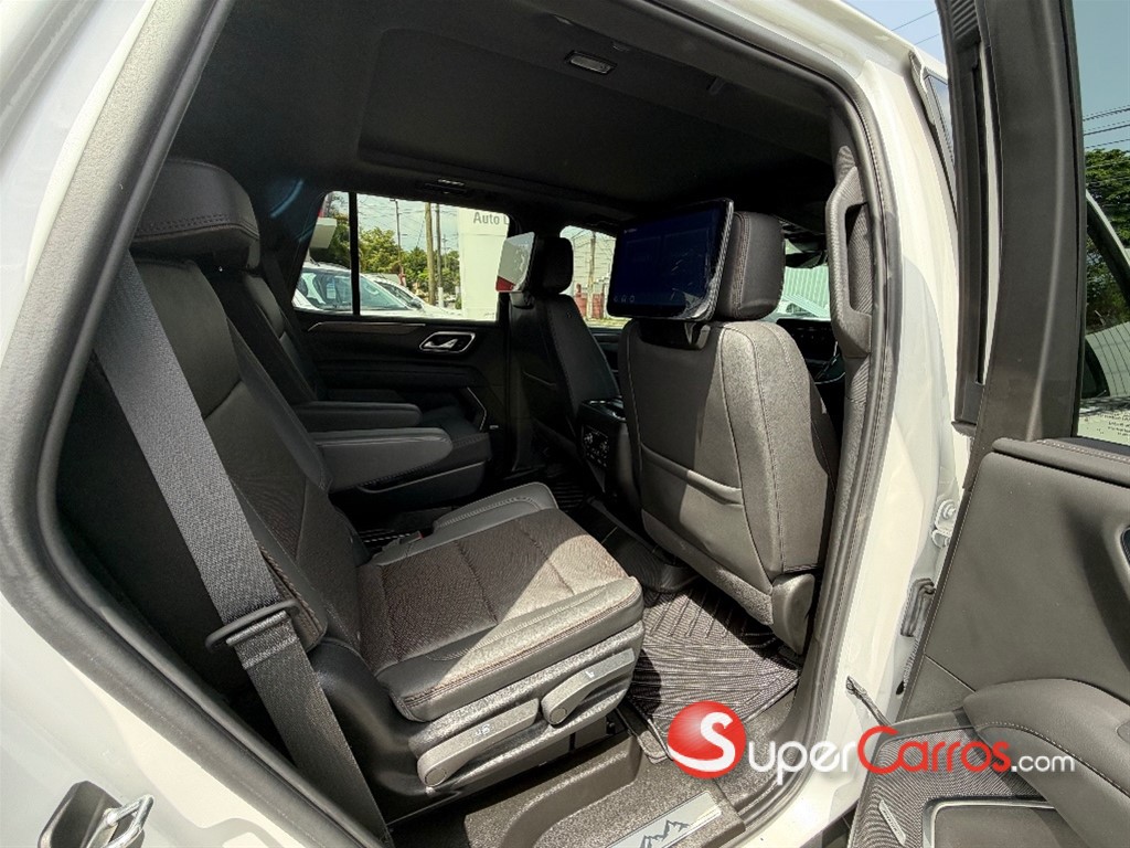 2024 Chevrolet Tahoe Highcountry Duramax — foto 8 / 12