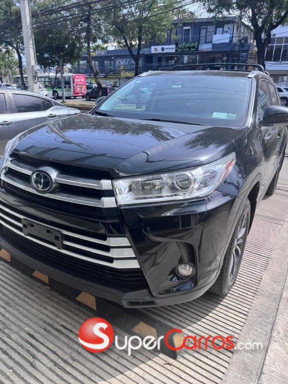 2019 Toyota Highlander XLE — foto 3 / 10