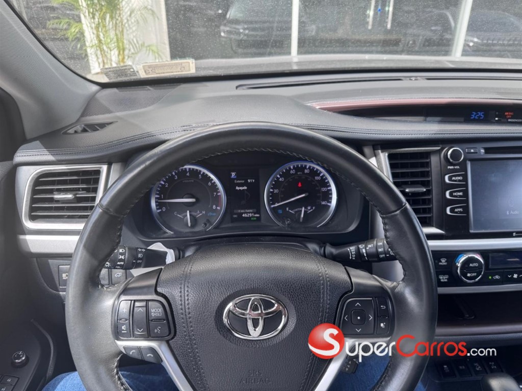 2019 Toyota Highlander XLE — foto 7 / 10