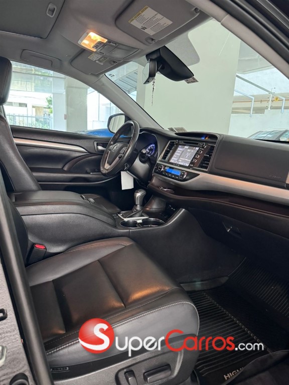 2019 Toyota Highlander XLE — foto 8 / 10