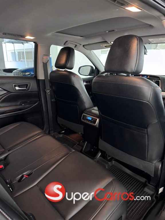 2019 Toyota Highlander XLE — foto 9 / 10