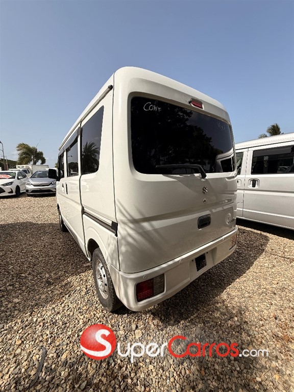 2020 Suzuki Every — foto 11 / 11