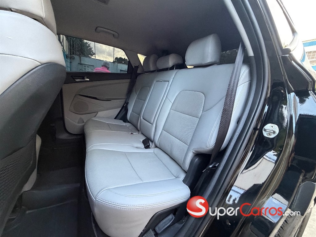 2020 Hyundai Tucson Value — foto 9 / 9