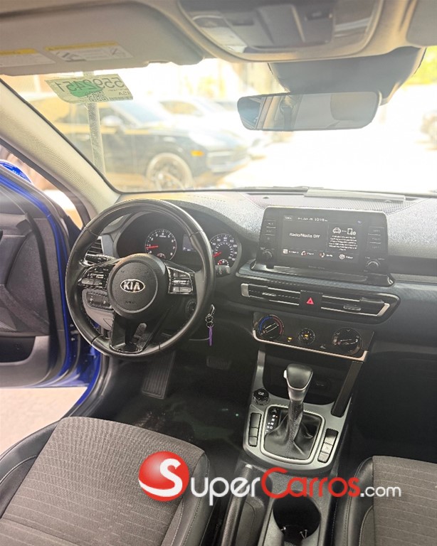 2021 Kia Seltos S — foto 6 / 10