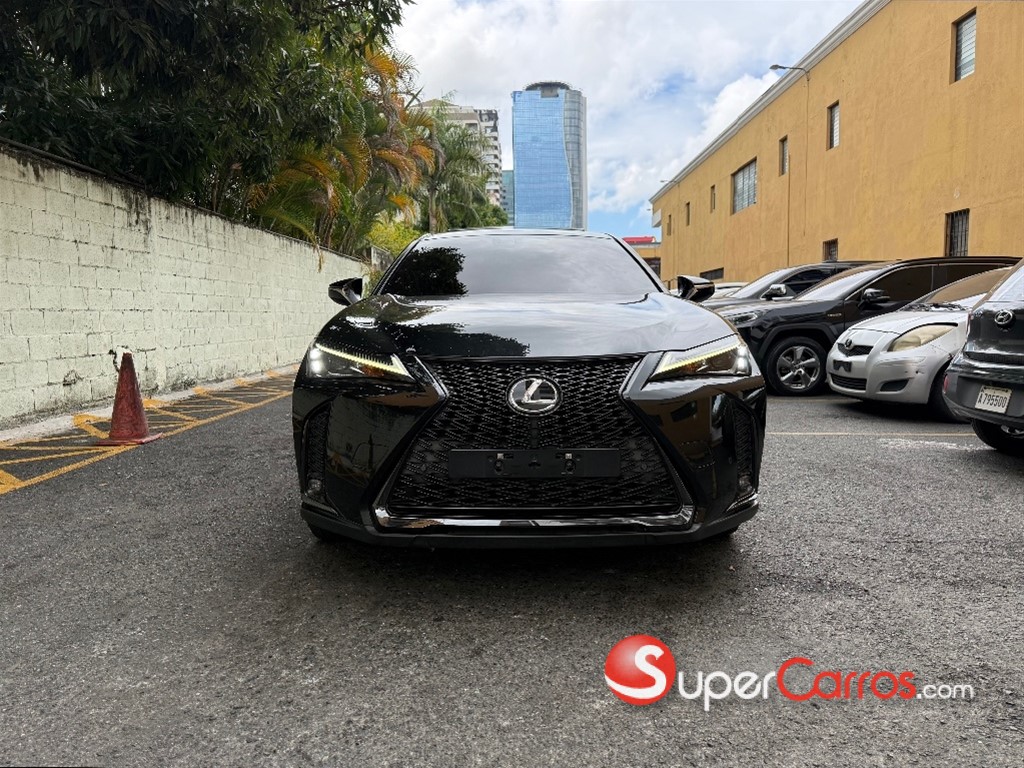 2024 Lexus UX 250H F Sport FWD — foto 2 / 12