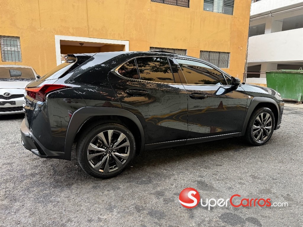 2024 Lexus UX 250H F Sport FWD — foto 4 / 12