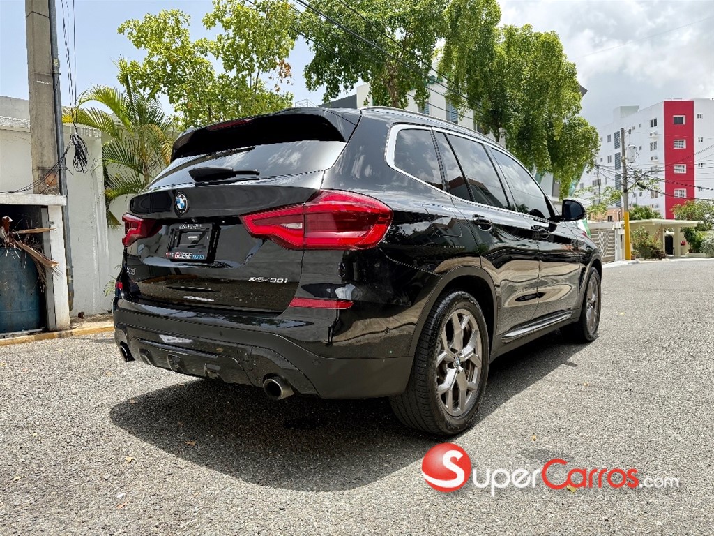 2021 BMW X 3 XDrive 30i — foto 11 / 12