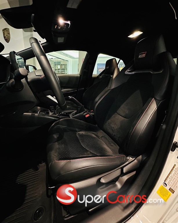 2023 Toyota Corolla GR — foto 6 / 12