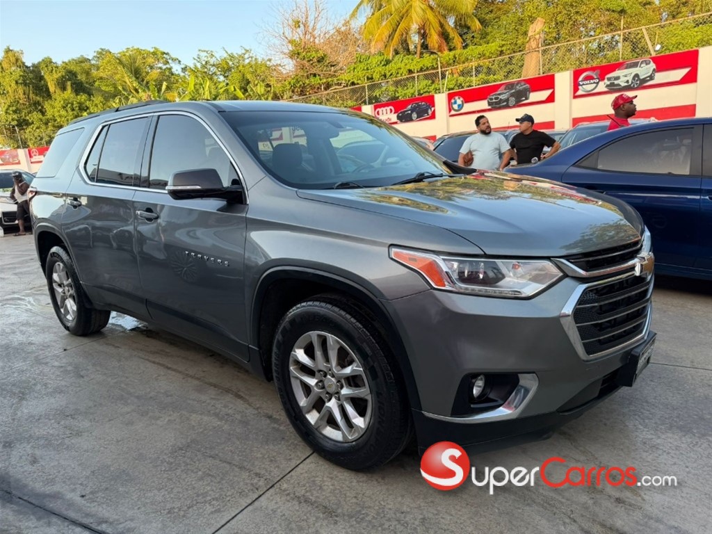 2020 Chevrolet Traverse LT — foto 3 / 10