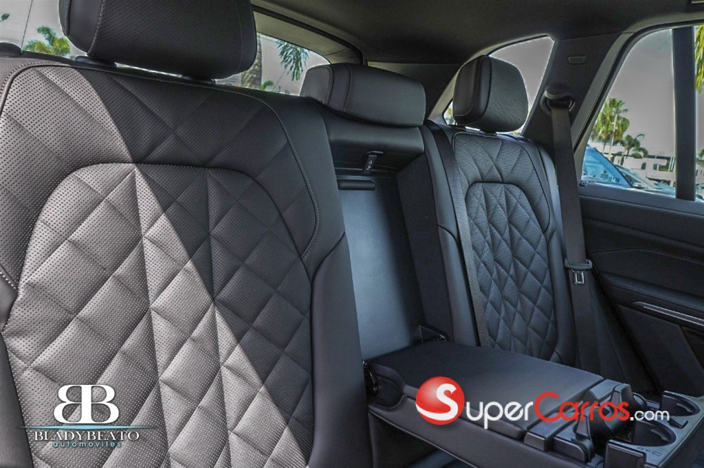 2026 BMW X 5 XDRIVE 40i M PACKAGE — foto 11 / 12
