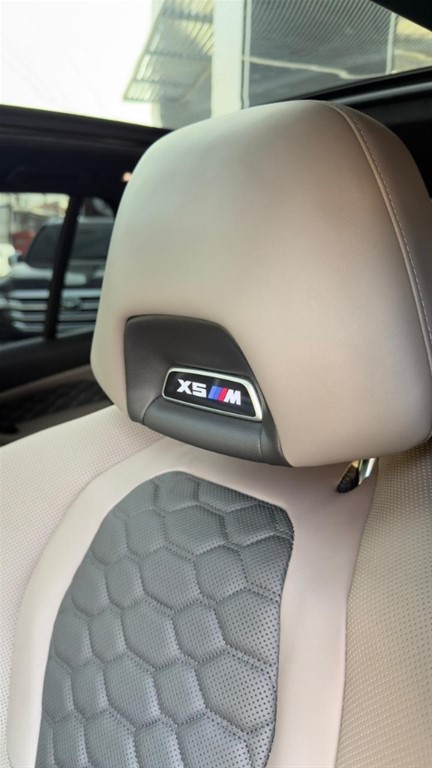 2024 BMW X 5 M COMPETITION — foto 7 / 11