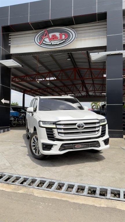 2022 Toyota Land Cruiser 70 ANIVERSARIO — foto 2 / 12