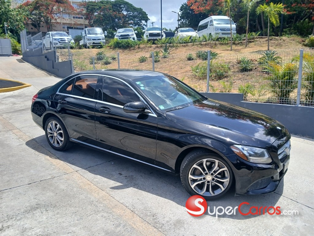 2016 Mercedes-Benz Clase C 250 — foto 4 / 9