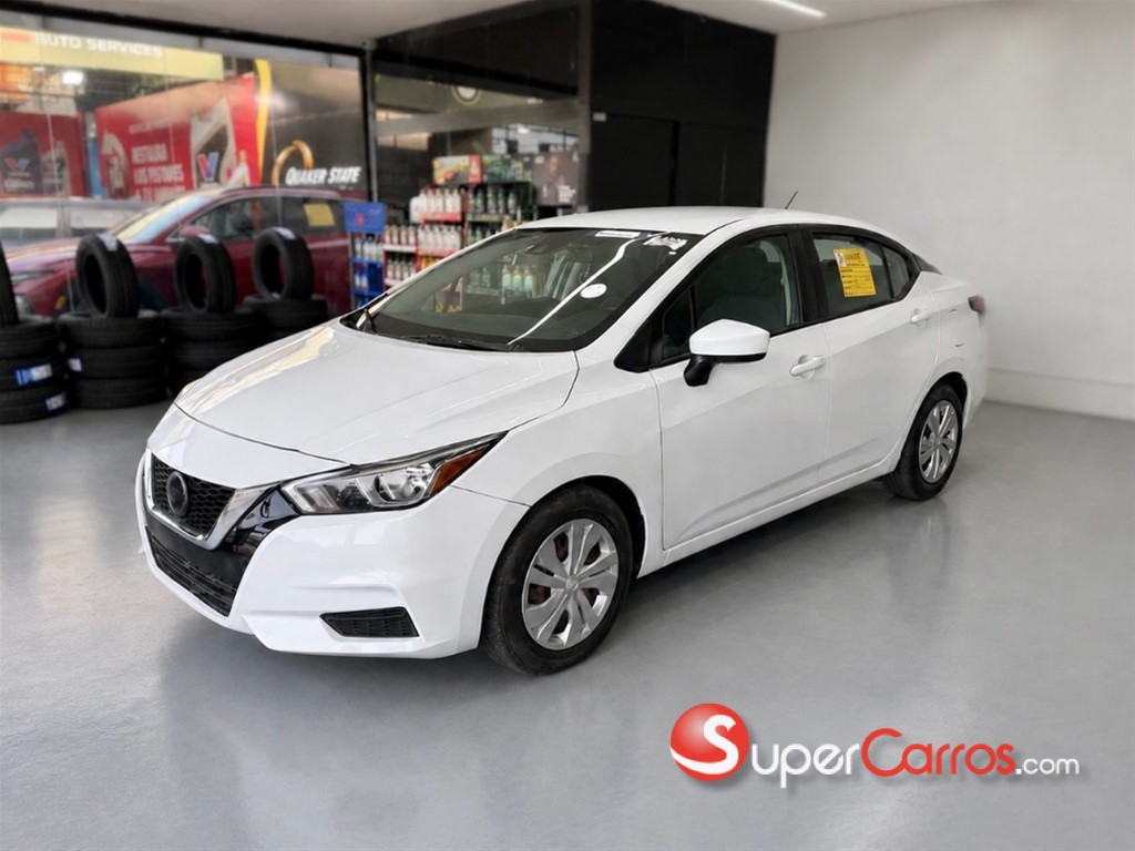 2020 Nissan Versa — foto 2 / 10