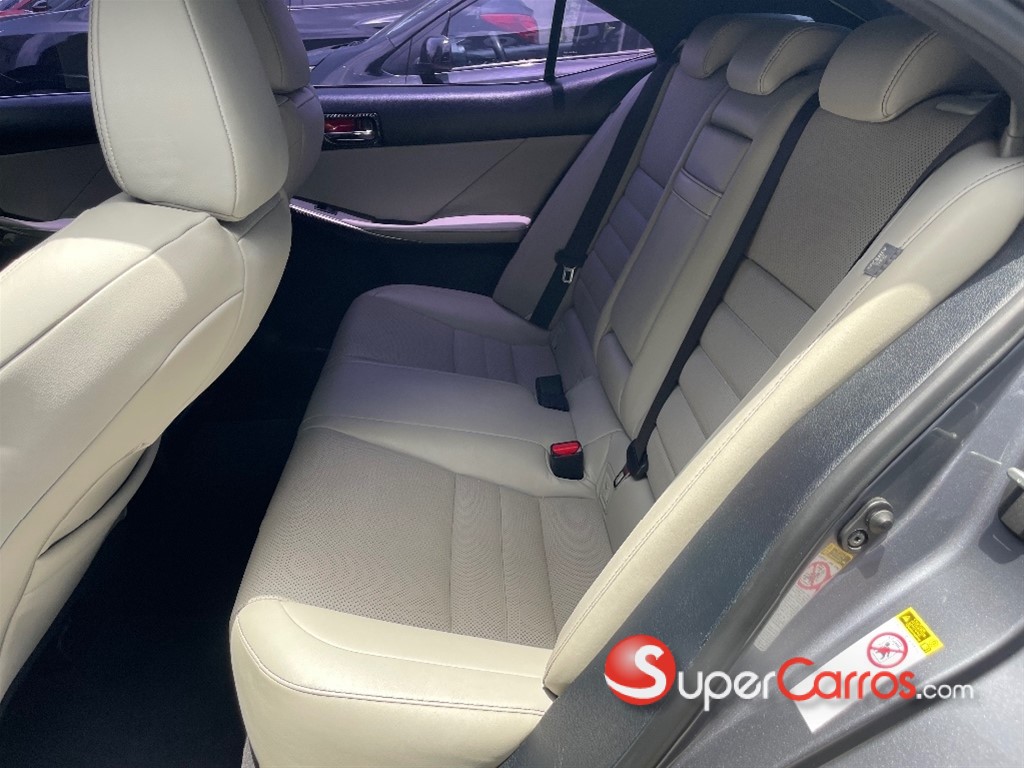 2014 Lexus IS 250 F Sport — foto 7 / 11