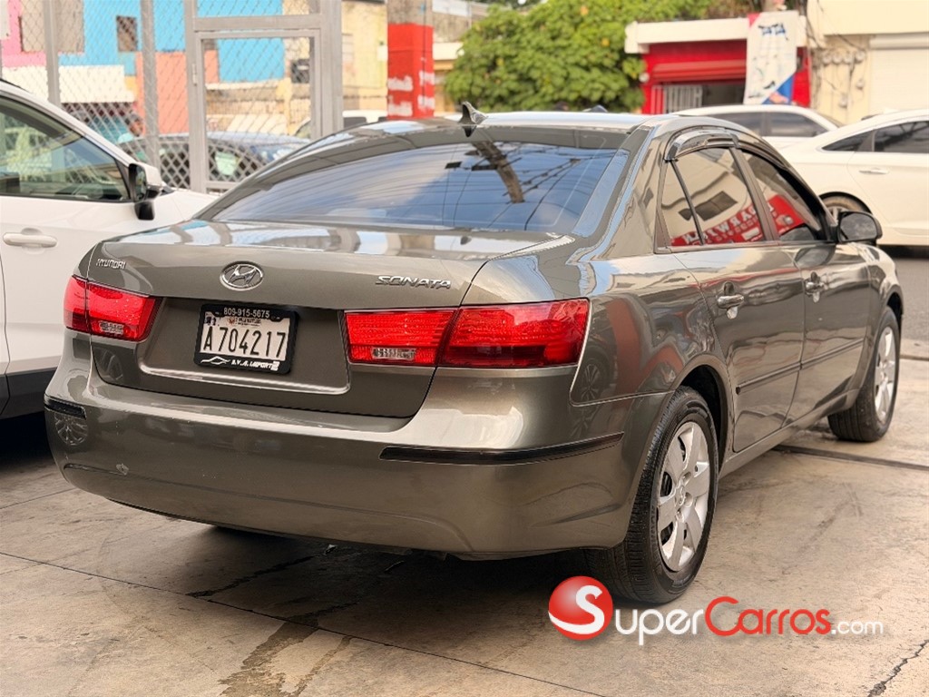 2010 Hyundai Sonata — foto 7 / 8