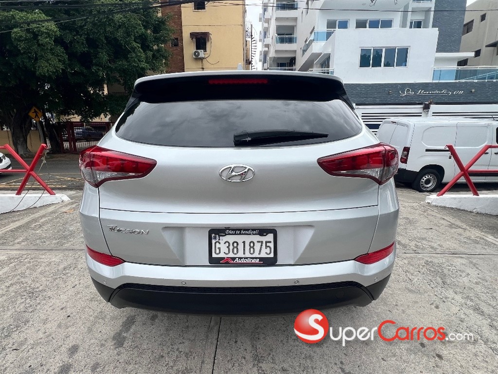 2017 Hyundai Tucson — foto 6 / 12